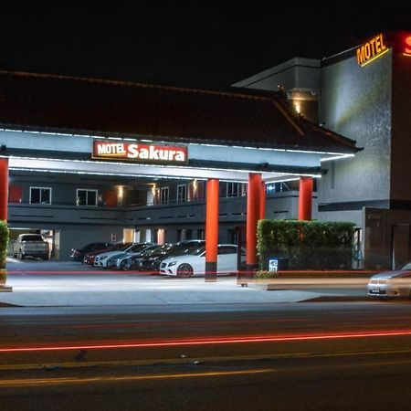 Sakura Inn (Adults Only) Glendale Exterior photo