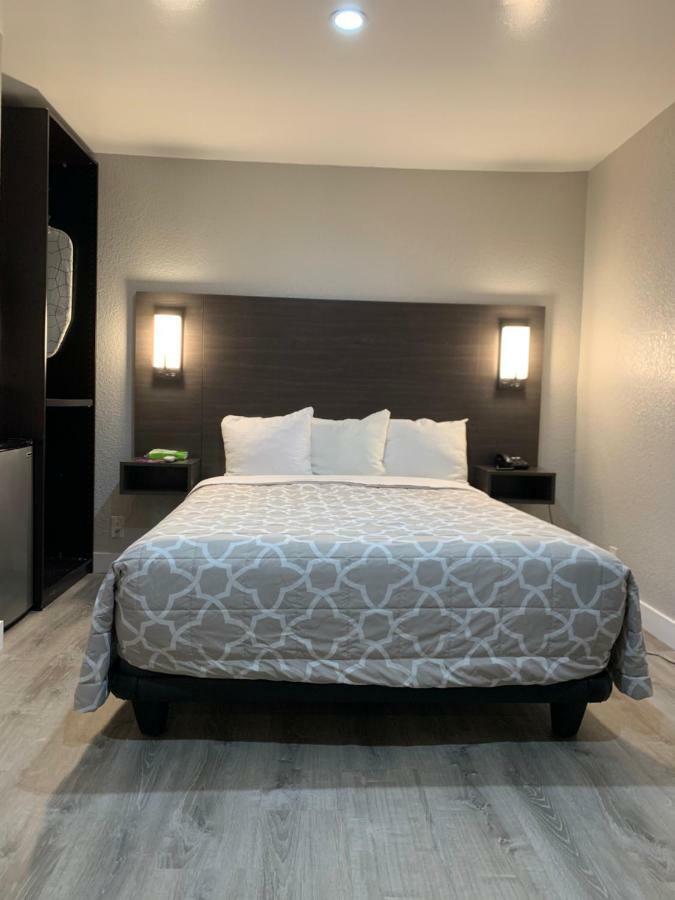 Sakura Inn (Adults Only) Glendale Exterior photo