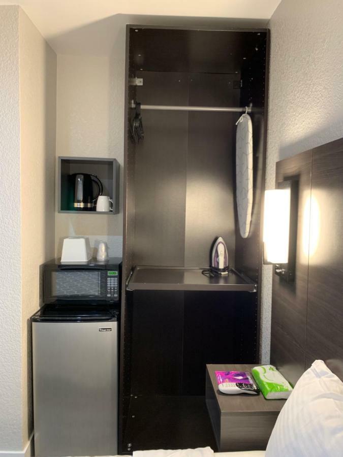 Sakura Inn (Adults Only) Glendale Exterior photo